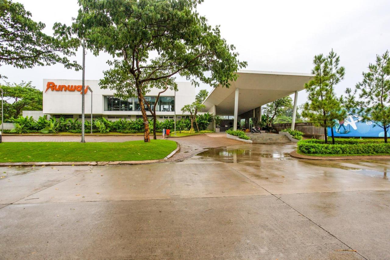 Oyo 3247 Afira Rooms Aeropolis Tangerang Exterior photo
