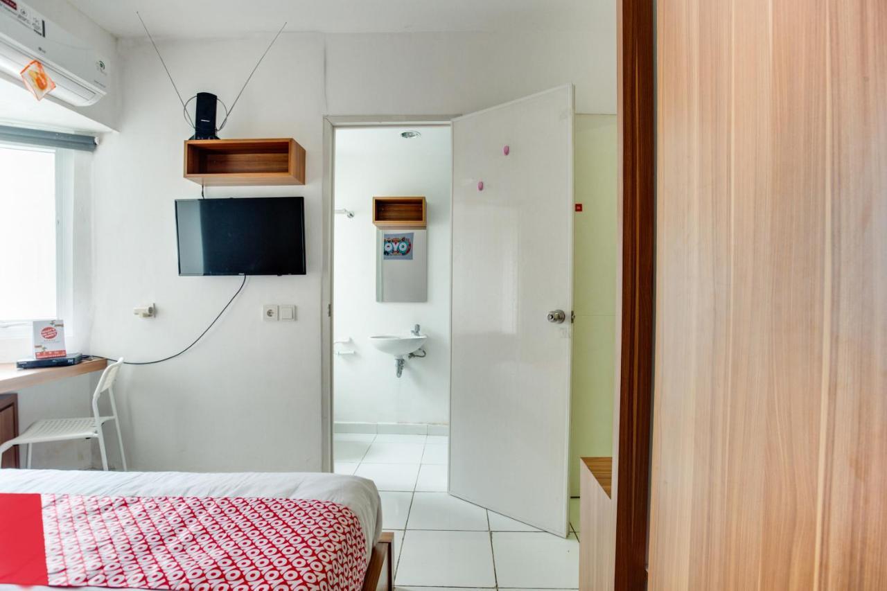 Oyo 3247 Afira Rooms Aeropolis Tangerang Exterior photo