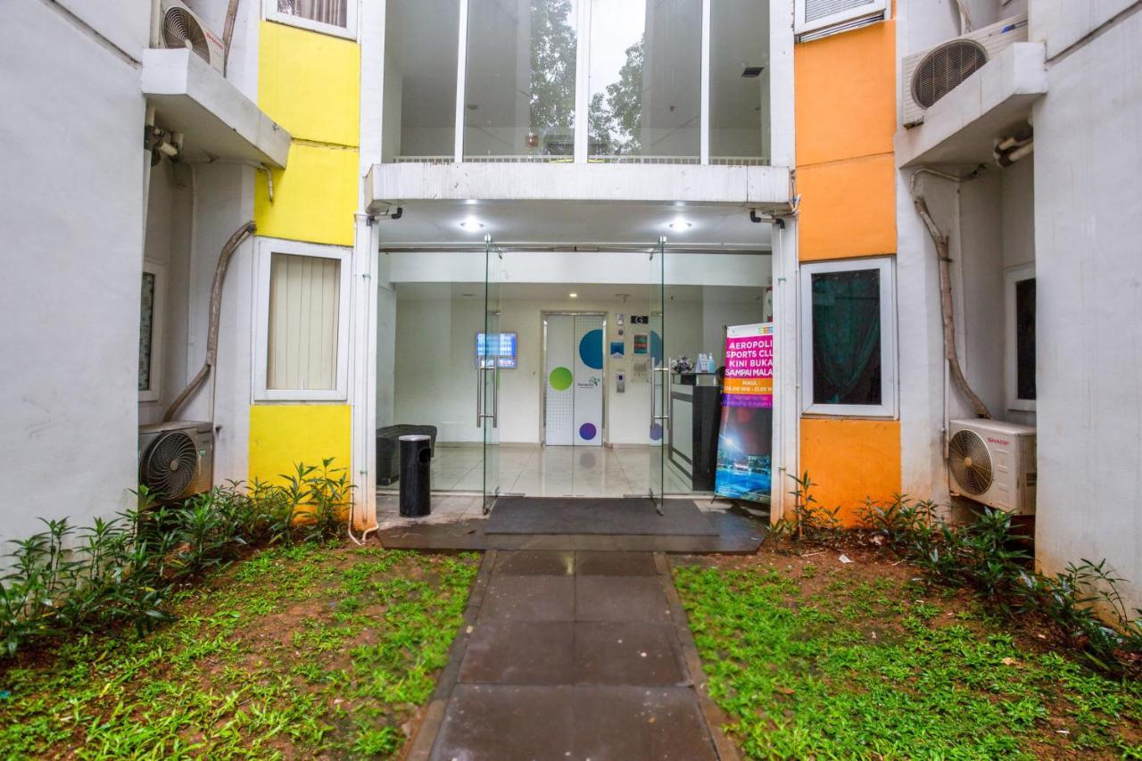 Oyo 3247 Afira Rooms Aeropolis Tangerang Exterior photo